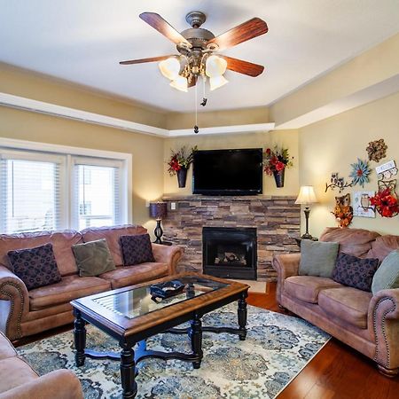 Convenient Gatlinburg Condo Luaran gambar