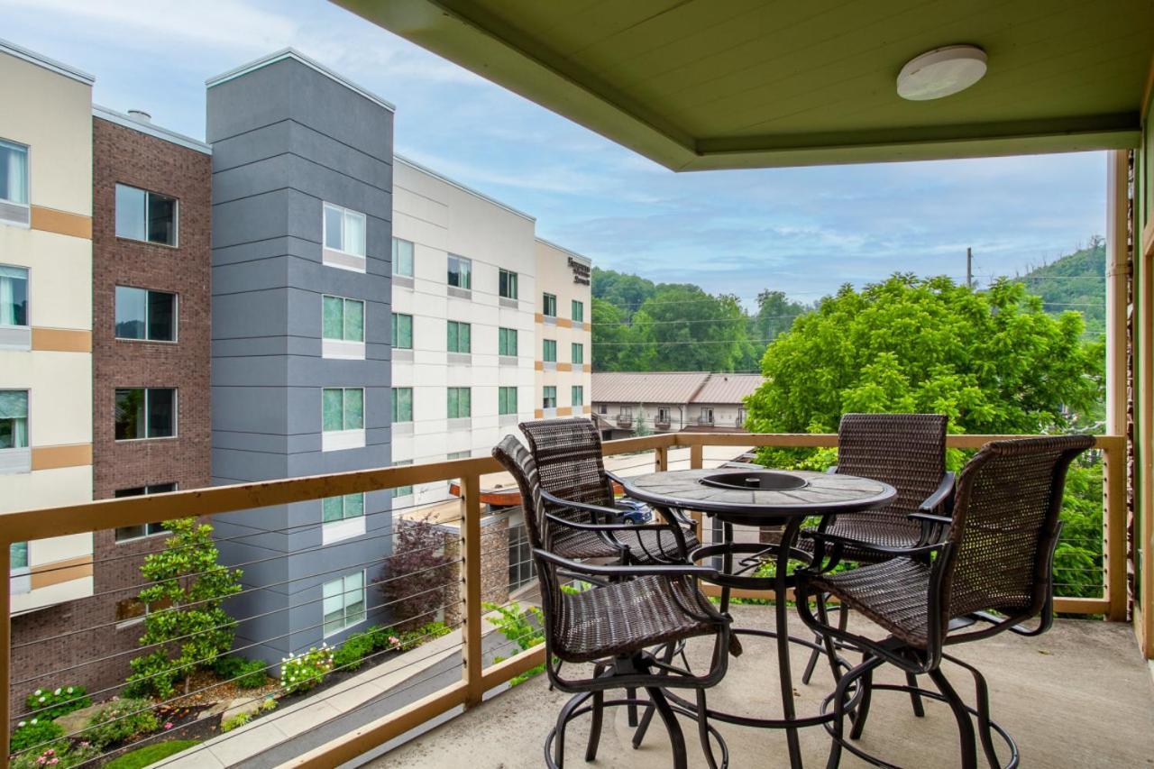 Convenient Gatlinburg Condo Luaran gambar