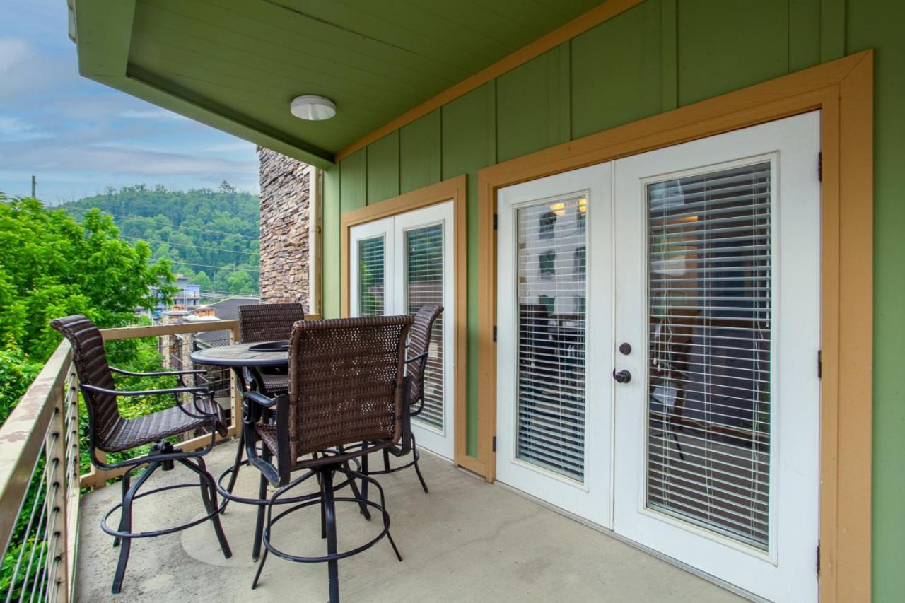 Convenient Gatlinburg Condo Luaran gambar