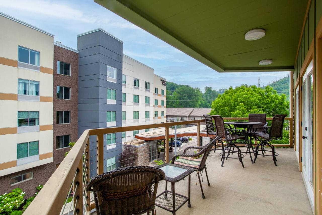 Convenient Gatlinburg Condo Luaran gambar
